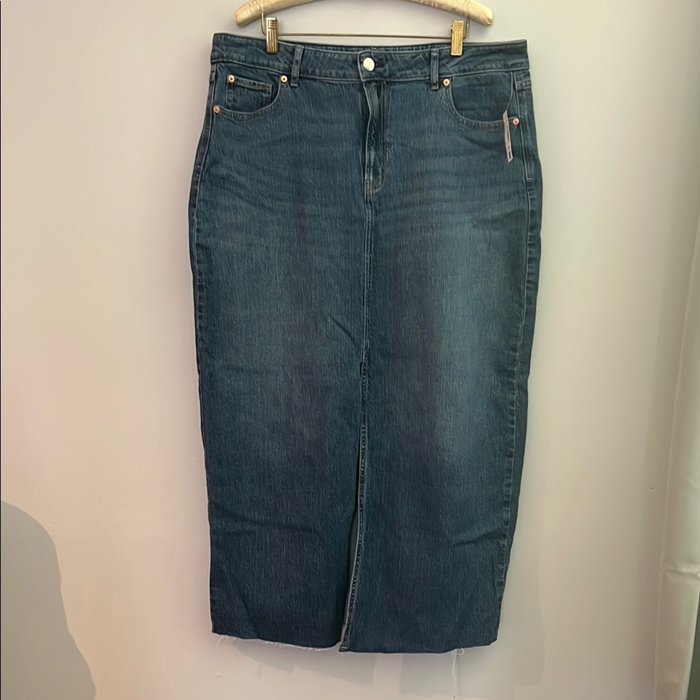 Classic Long Blue Denim Skirt with slit, size 33